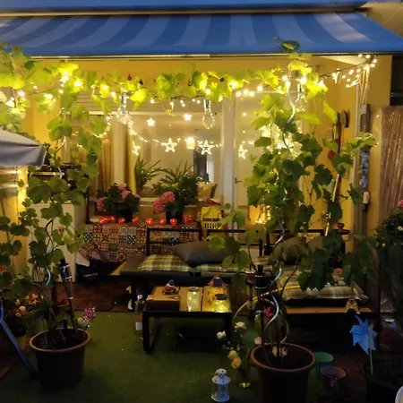 홈스테이 Gemuetliches In Ruhiger Umgebung In Privatwohnung *